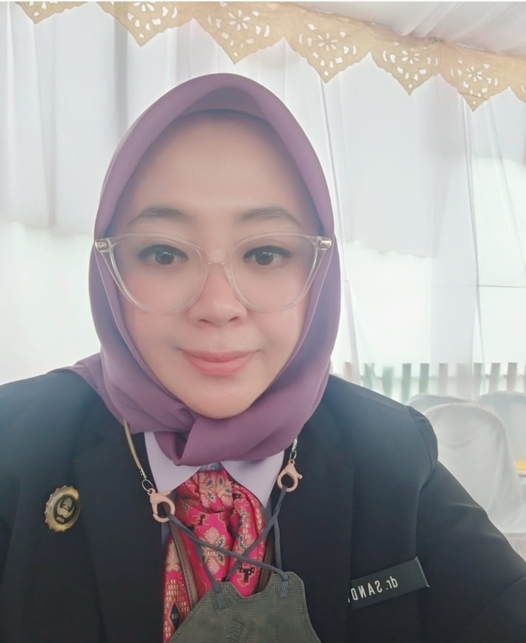 dr. Diana S. Pontoh.,M.Kes.